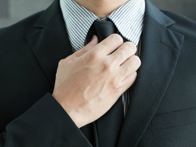 ¿Las corbatas siguen de moda? ¡Descúbrelo!